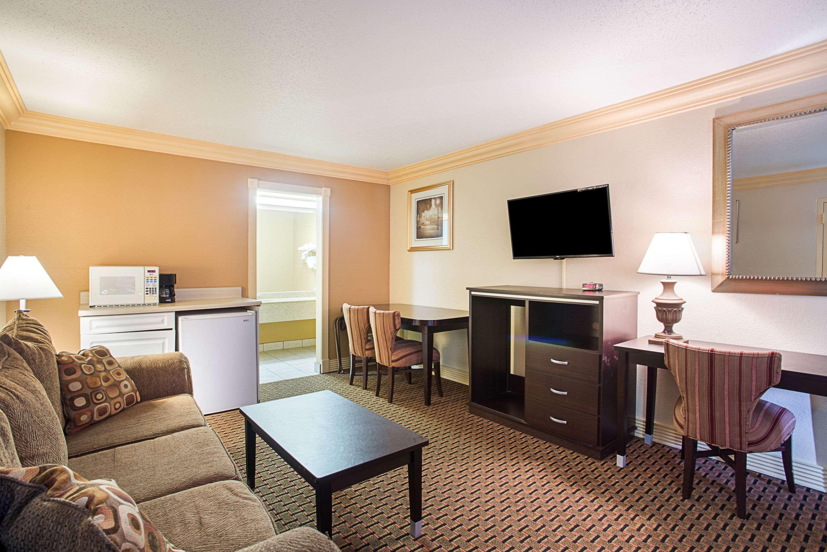 Parkway Inn Birmingham Exterior photo
